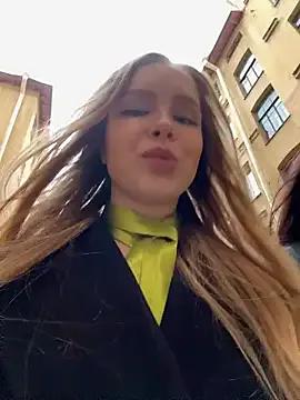 Liza_risky from StripChat