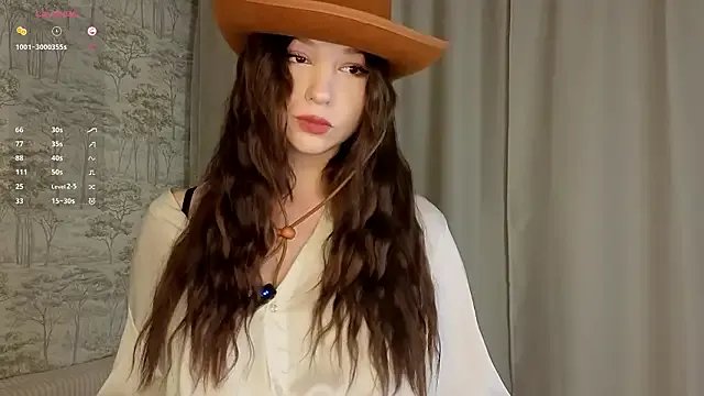 LizaWakenight from StripChat