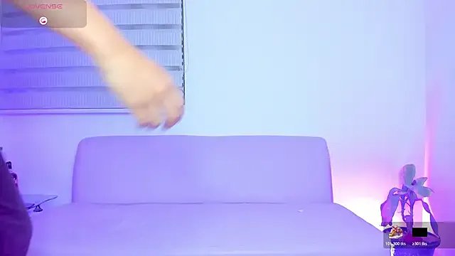 Luxury_reveng3 from StripChat