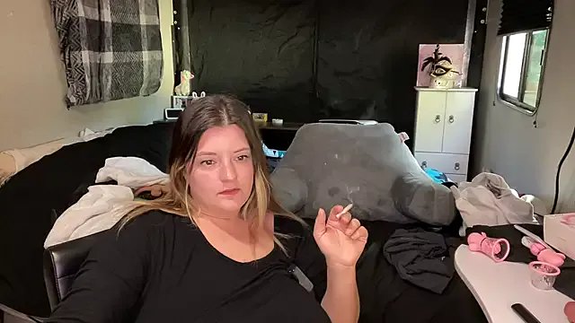 magicsparkles from StripChat