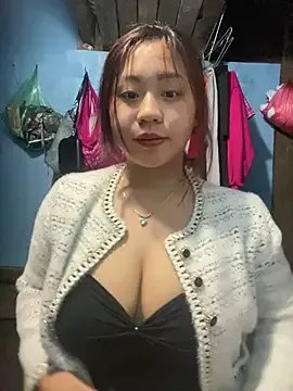 maianhcute from StripChat