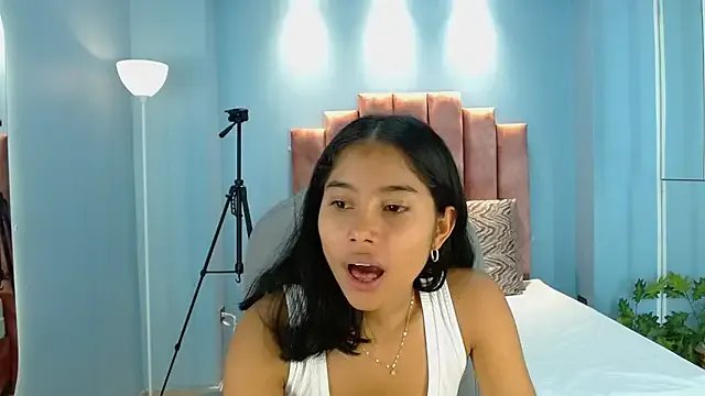 Milaa_Star_ from StripChat