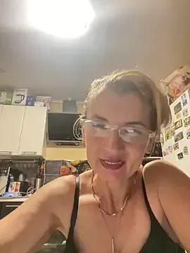 Join Natasha251, she wants to masturbate for you natasha251 from StripChat