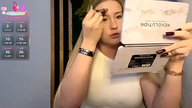 PandaFluff from StripChat