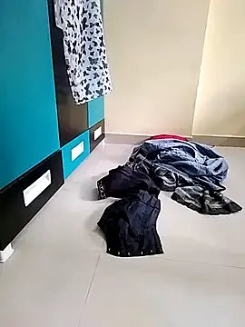 PayalSharmahot143 from StripChat