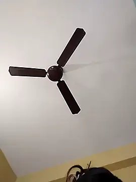 pinkihot23 from StripChat