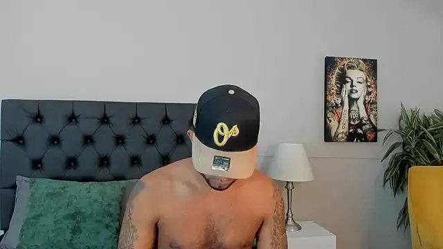 Robin_Rief from StripChat