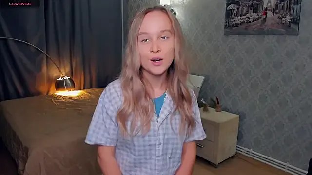 SoonMoor from StripChat