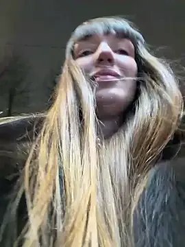 Sophie_Avory from StripChat