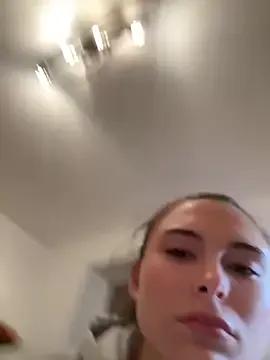 Explore SophiiaStarr, she wants to masturbate for you SophiiaStarr from StripChat