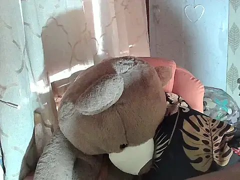 Sweet_Asian25 from StripChat