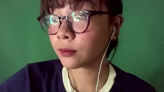 TerisaYellow from StripChat