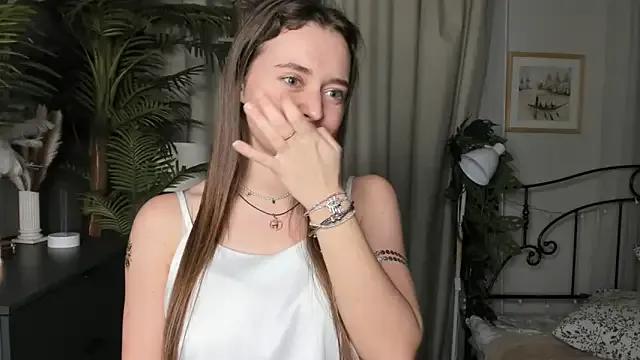 Join 23 years old ThelmaJusto from StripChat ThelmaJusto from StripChat