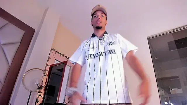 Thiagoferreti from StripChat