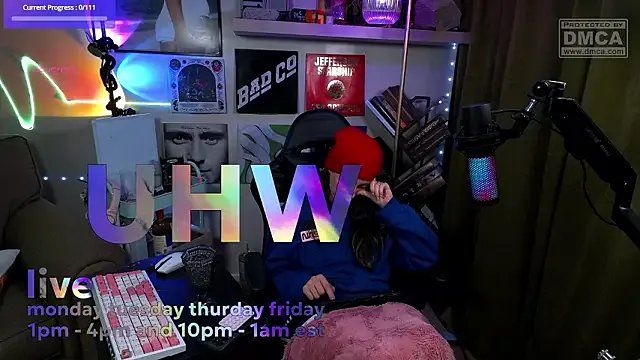 urhappywaifu from StripChat