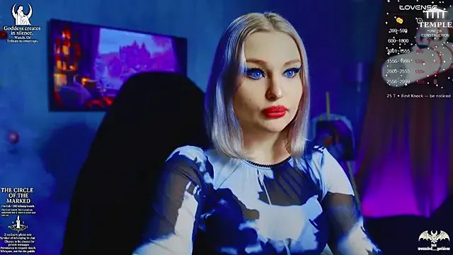 Wounded_Goddess_ from StripChat