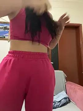 Watch cute camwhore Youngsexywoman youngsexywoman from StripChat