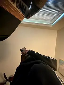 Your_Paris from StripChat